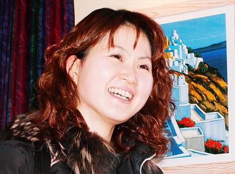 First prizewinner, Atsuko Sahara at the Chagala Hotel in Uralsk. Photo © 2004 Howard Smith