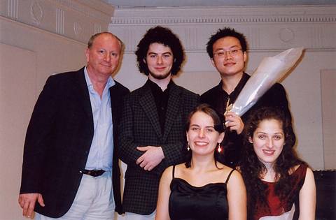 Jerome Rose with the competition winners. Photo © 2004 Eugenia Ames