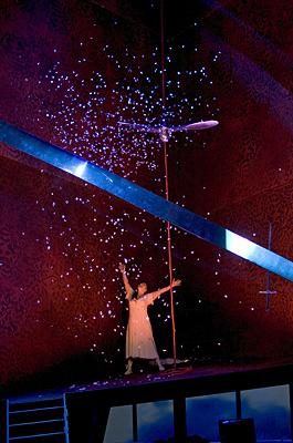 Katarina Dalayman as Sieglinde in the Covent Garden production of 'Die Walküre'. © 2005 Clive Barda