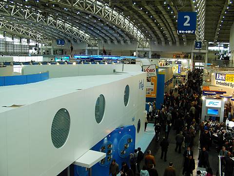 Having fun: the crowds at CeBIT 2005. Photo © 2005 Phil Crebbin