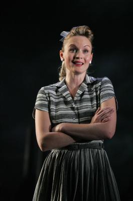 Victoria Joyce as Adina in 'L'Elisir d'Amore' at Grange Park Opera. Photo © 2006 Alastair Muir