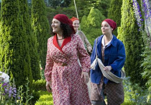 Antonia Sotgiu as Hanna in Garsington Opera's 'May Night'. Photo © 2006 Johan Persson