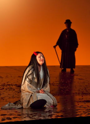Patricia Racette as Cio-Cio-San and Joseph Hu as Goro in San Diego Opera's 'Madama Butterfly'. Photo © 2009 Ken Howard